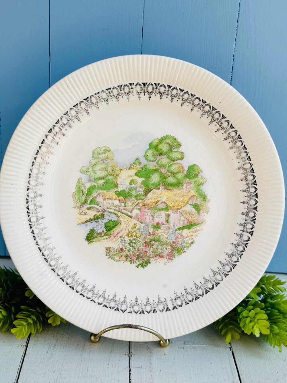 Vintage Mid Century Salem China "Old Eire" Pattern Decorative Plate Pastoral